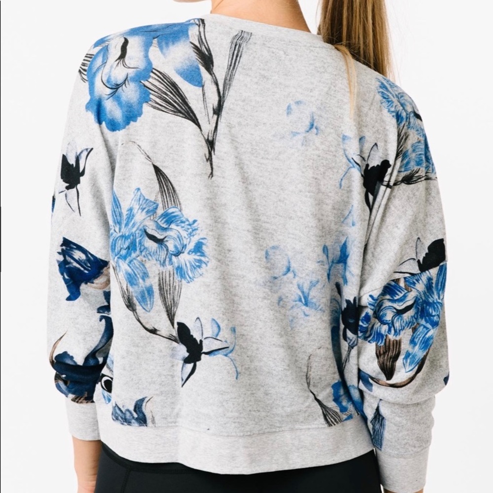 Zyia floral sweatshirt, NWT
